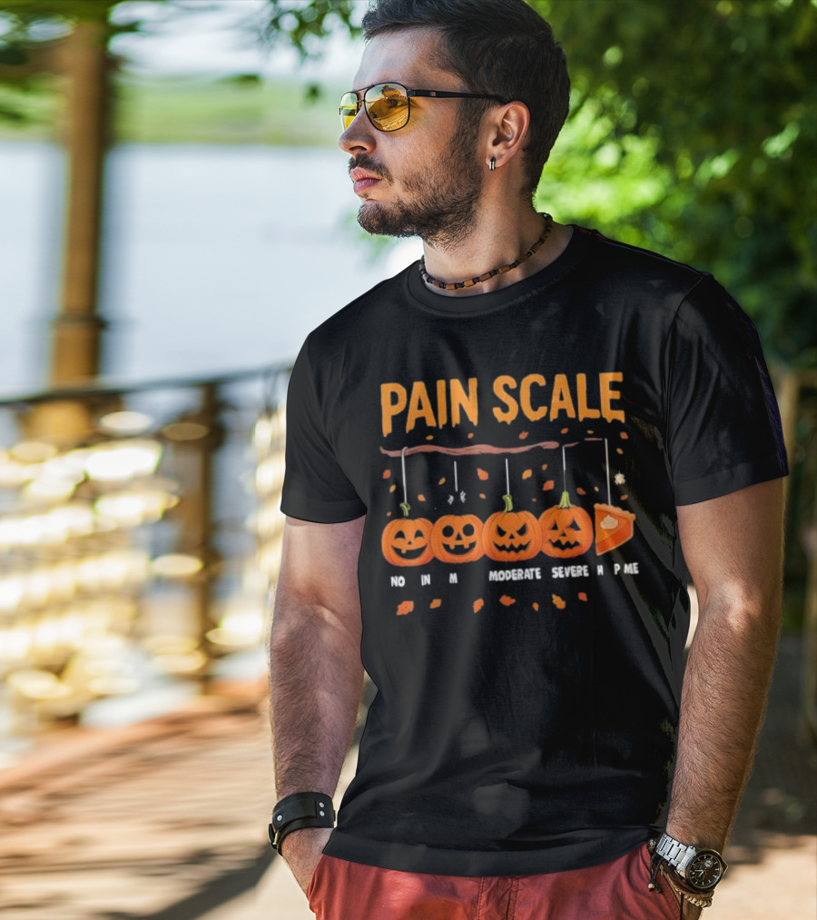 Pain Scale No Mild Moderate Severe Pie Pumpkin Halloween T-Shirt