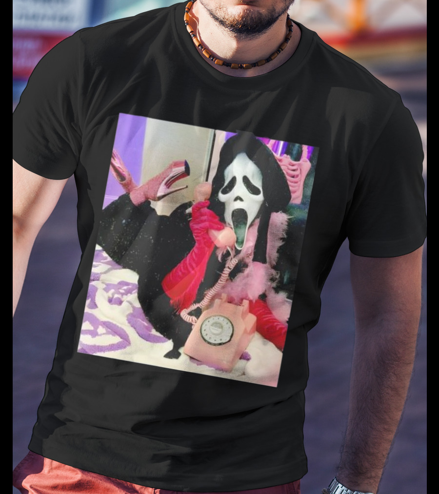 Scream Ghostface Halloween Pink Vintage Telephone Retro Style T-Shirt