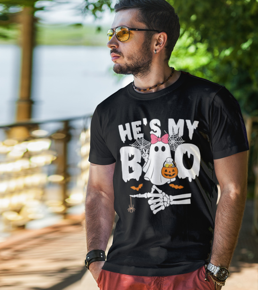 He’s My Boo Pink Bow Ghost With Pumpkin Candy Basket And Skeleton Hand Halloween T-Shirt