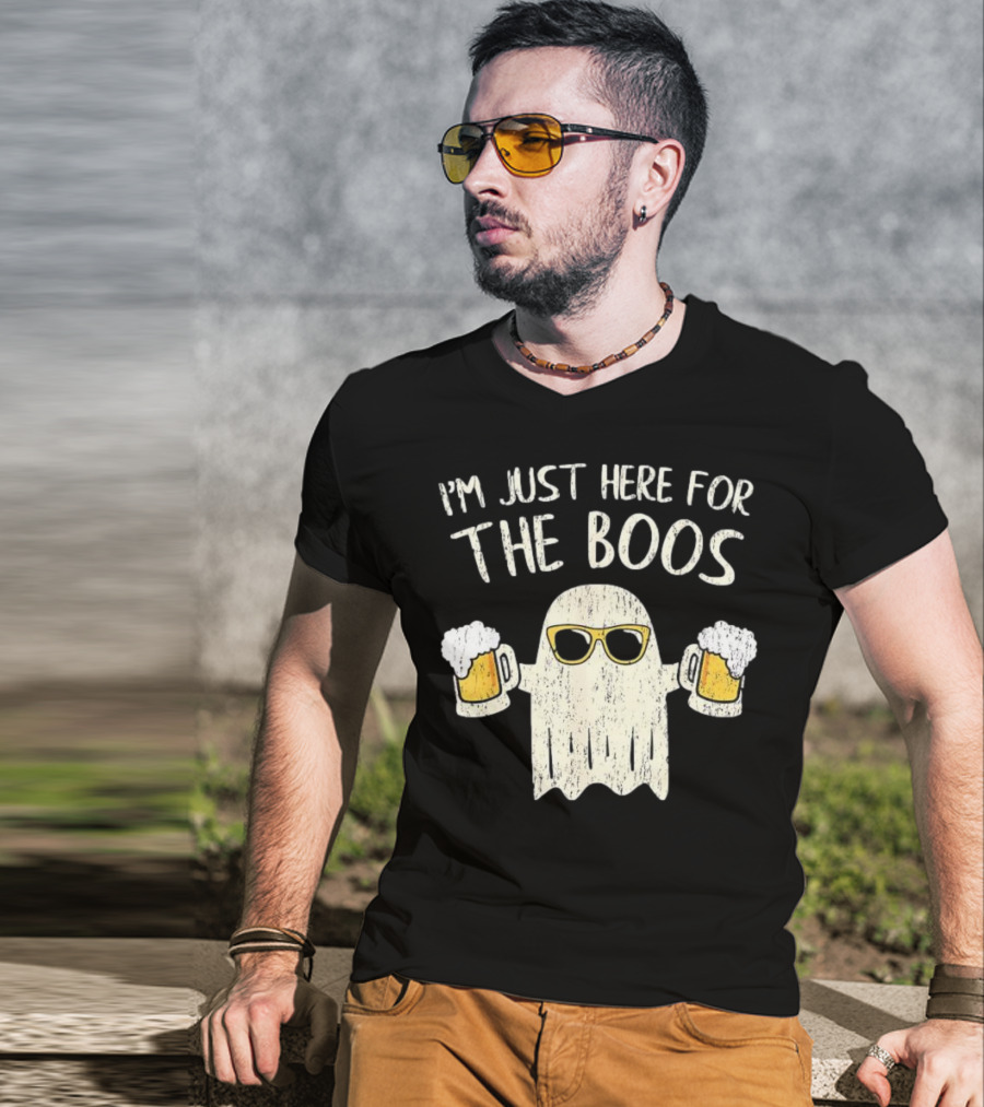 I'm Just Here For The Boos Funny Ghost Sunglasses Beer S T-Shirt