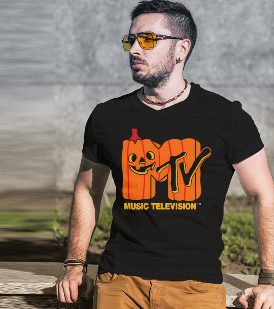MTV Music Television Pumpkin Halloween T-Shirt