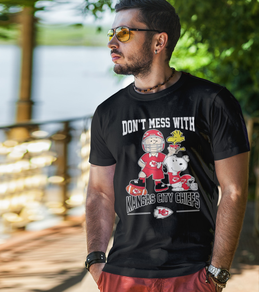 Don’t Mess With Kansas City Chiefs And Peanuts Characters Collaboration T-Shirt