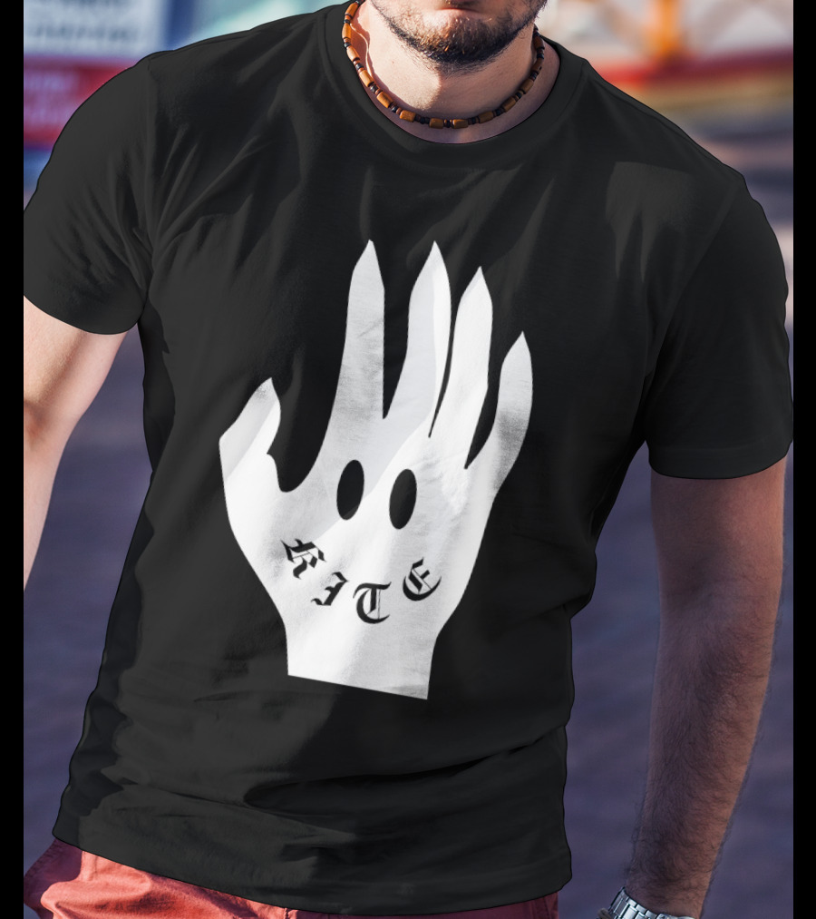 Kite Smile Hand By Stefan Fält T-Shirt