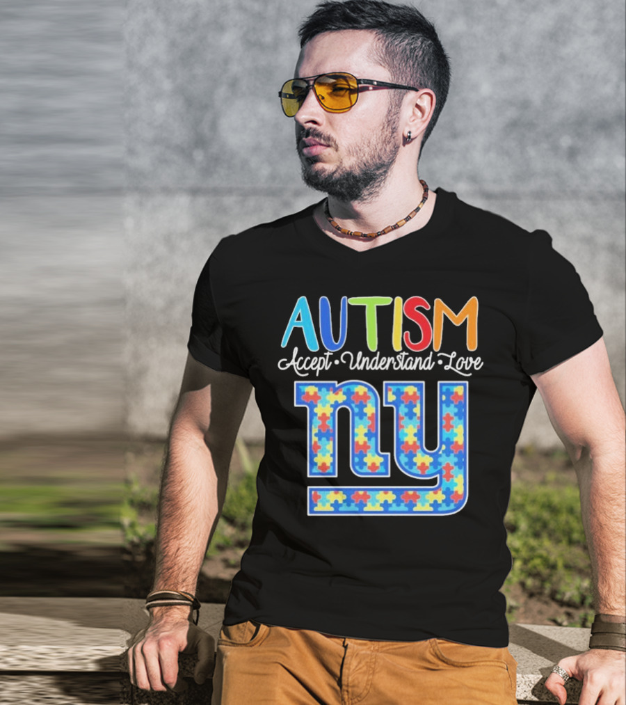 Autism Accept Understand Love NY Giants Puzzle Piece Pattern T-Shirt