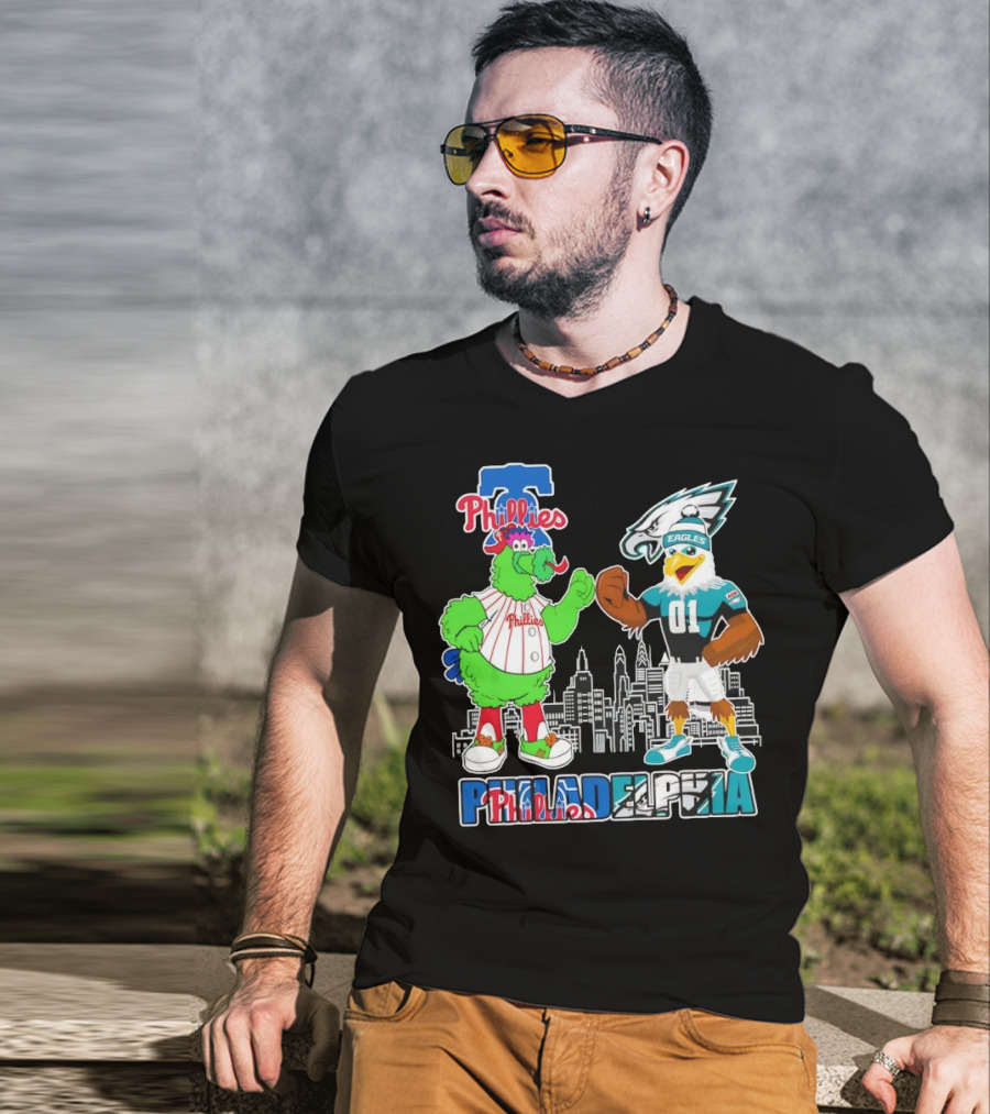 Phillie Phanatic Philadelphia Phillies Swoop Eagles Skyline Philadelphia T-Shirt