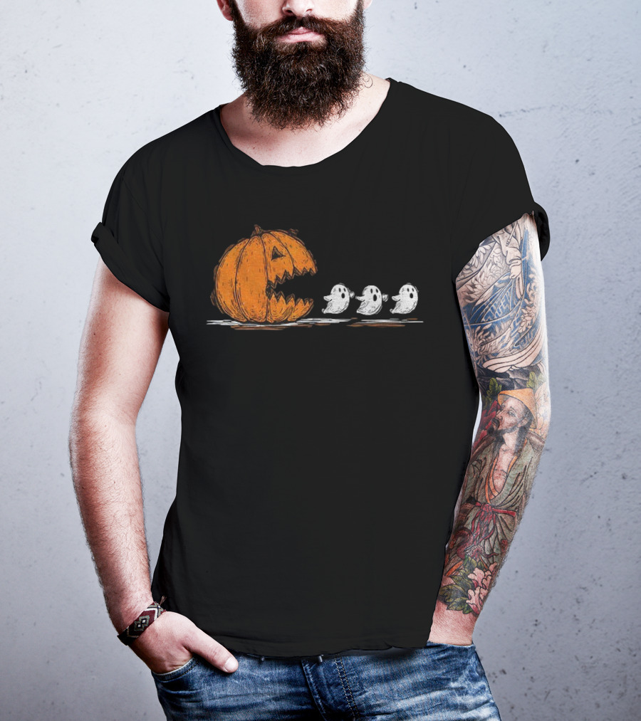 Pumpkin Chasing Ghosts Spooky Season Funny Halloween Vintage T-Shirt