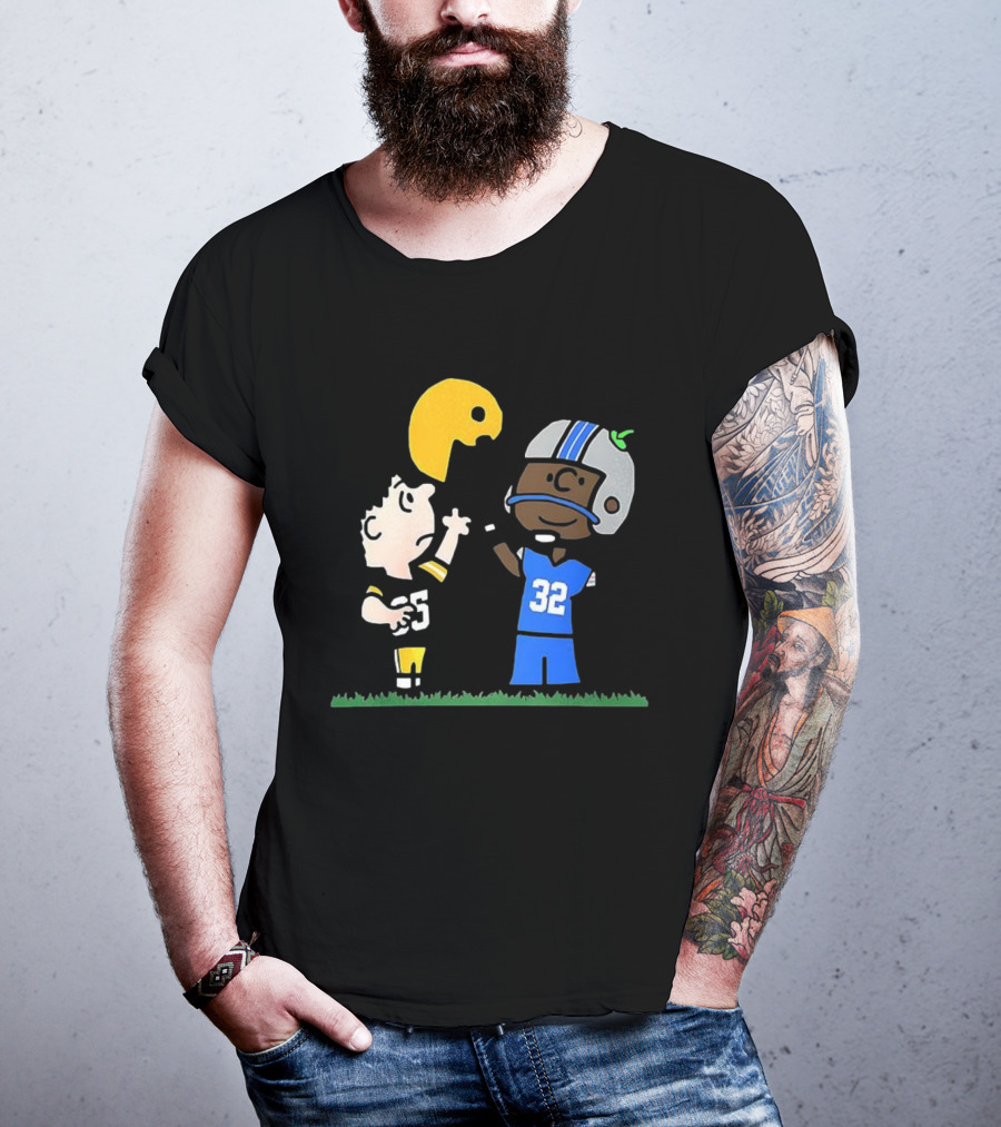 Green Bay Packers Vs Detroit Lions Peanuts Cartoon Lucy Charlie Brown Football T-Shirt