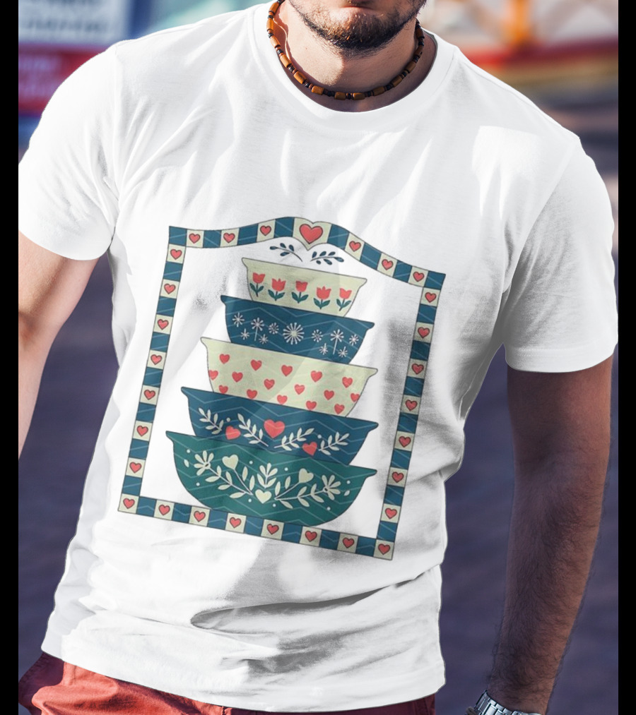 Granny’s Pyrex Stacked Bowls Heart Tulips Classic Vintage Pattern T-Shirt