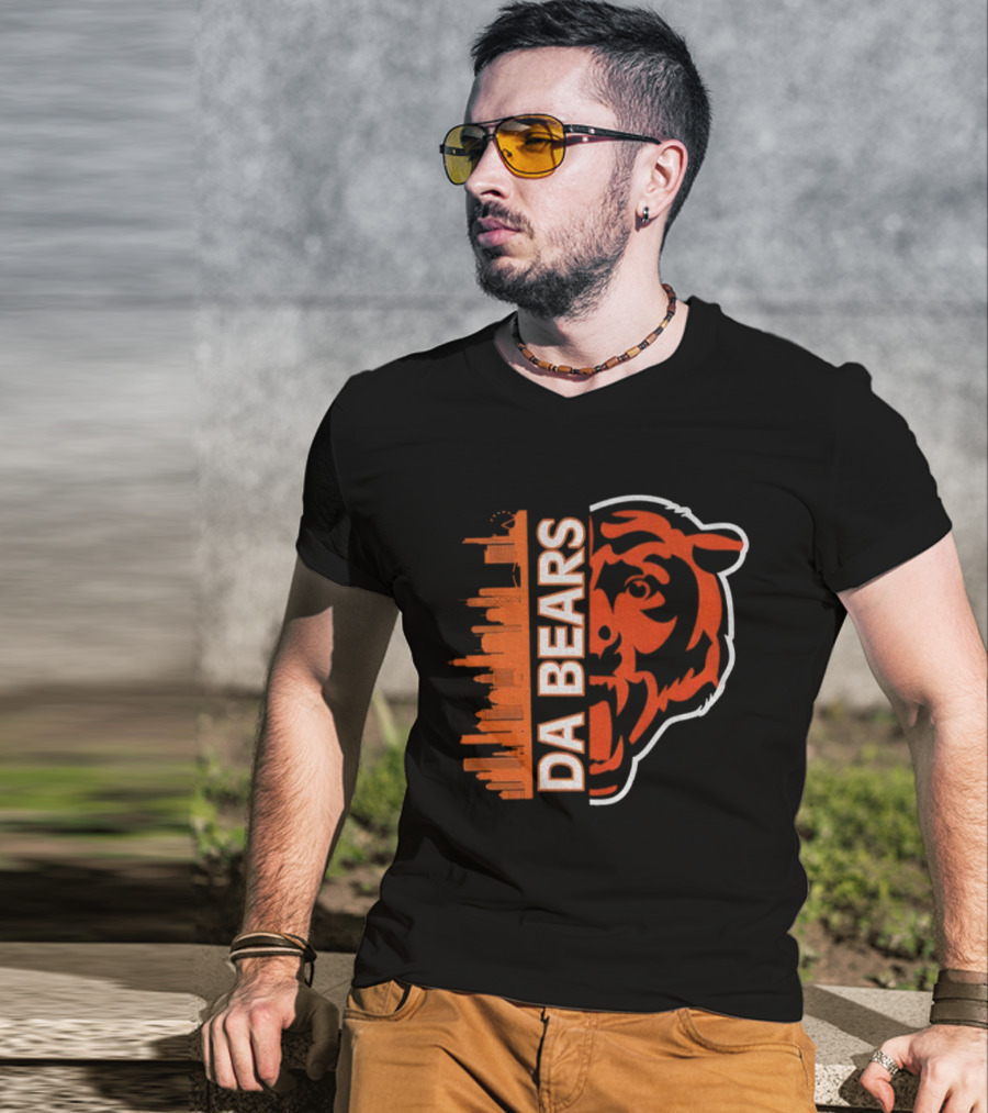 Da Bears Chicago Football City Skyline Bear Head T-Shirt