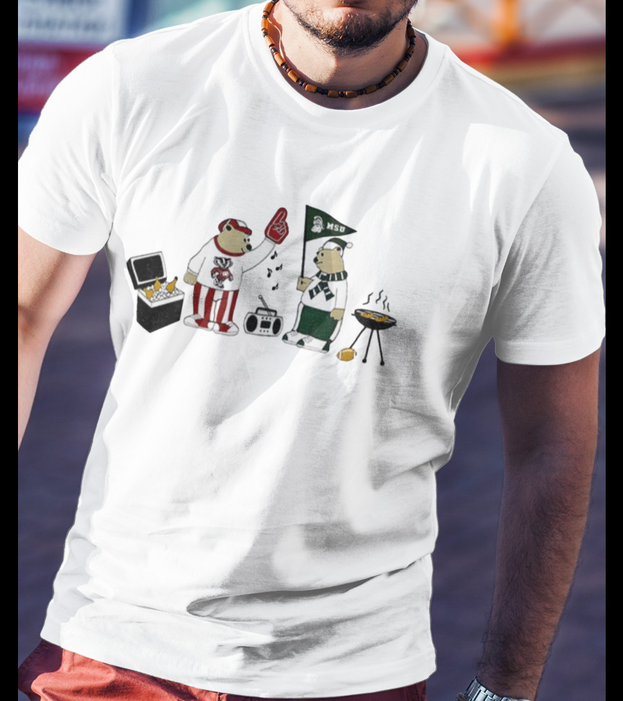 House Divided Bears Wisconsin Badgers MSU Spartans Rivalry Football Tailgate Party T-Shirt