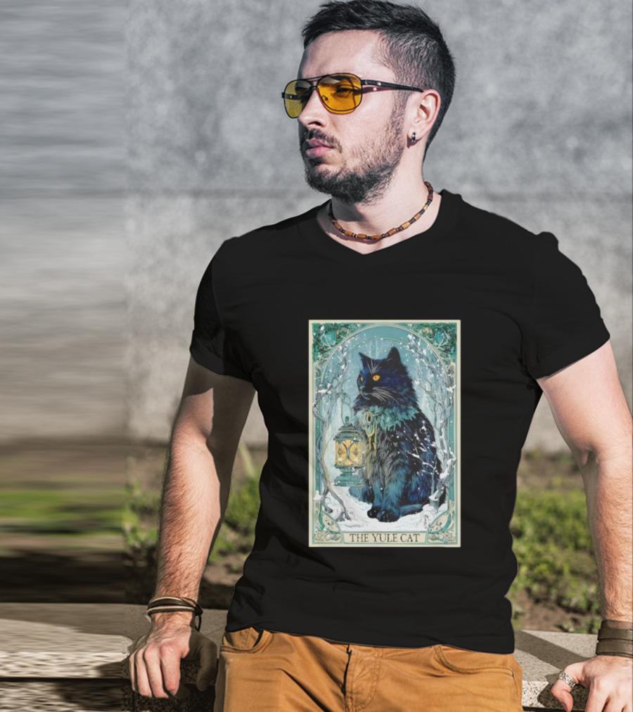 Creepmas Vintage The Yule Cat Tarot Card Lantern Snowy Dark Christmas T-Shirt