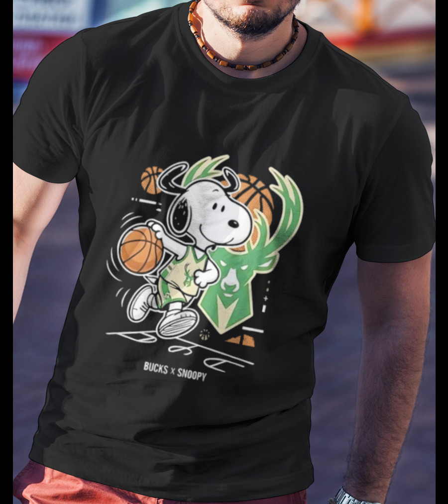 Milwaukee Bucks Snoopy Peanuts NBA Basketball Graphic T-Shirt