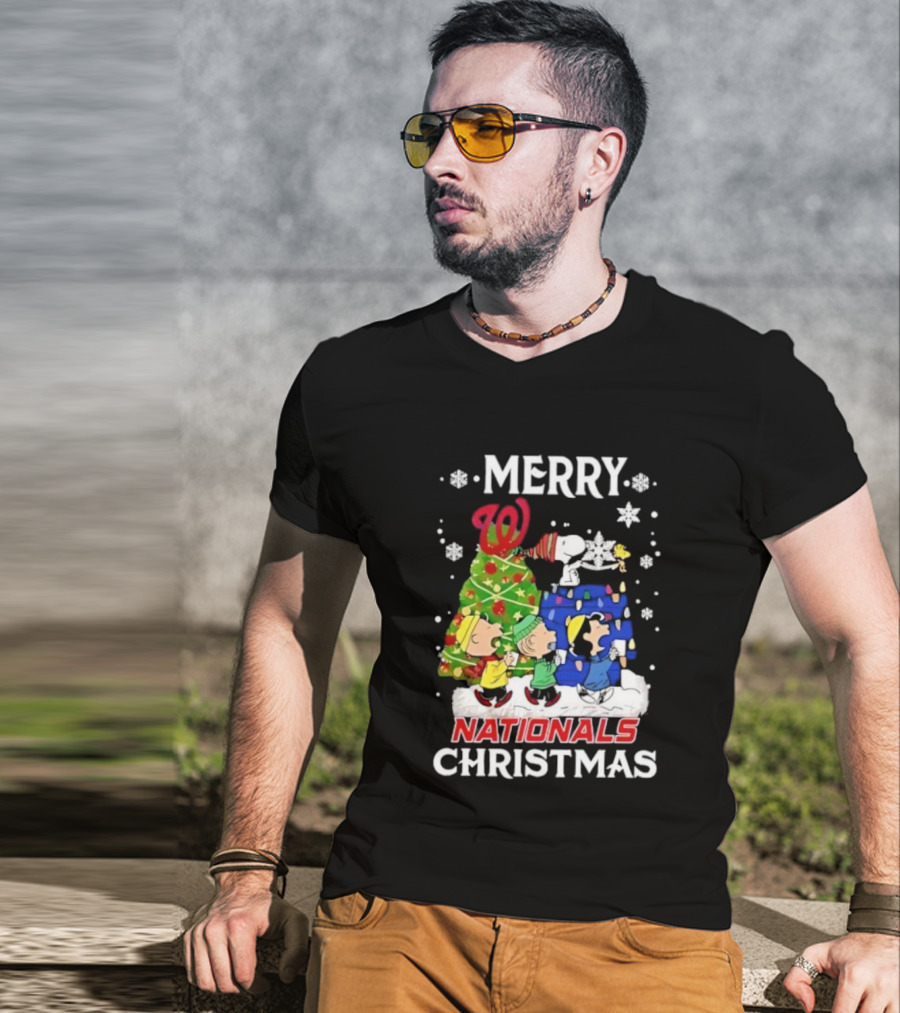 Merry Washington Nationals Christmas Snoopy And Friends T-Shirt