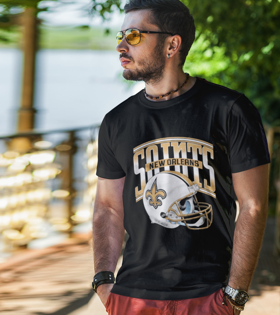 New Orleans Saints Football Helmet Gradient Style T-Shirt