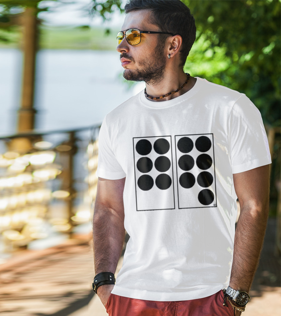 Six Seven Dots Circle Grid Pattern Retro Aesthetic T-Shirt