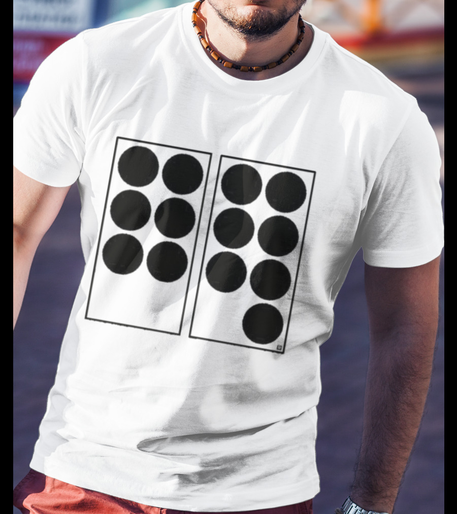 Six Seven Dots Circle Grid Pattern Retro Aesthetic T-Shirt