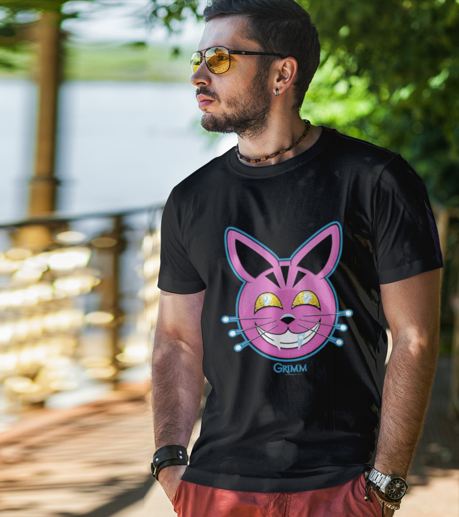 Grimm Retchid Kat Pink Cartoon Face With Yellow Eyes And Blue Whiskers T-Shirt