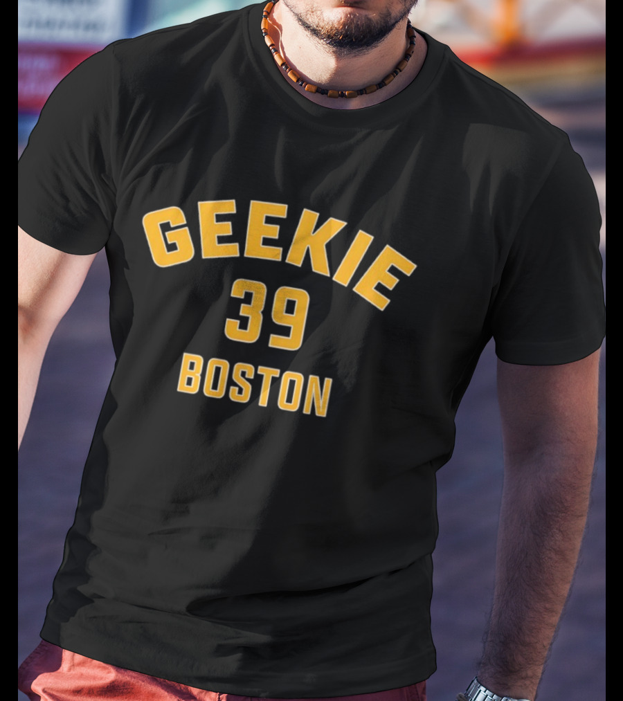 Morgan Geekie 39 Boston Bruins T-Shirt