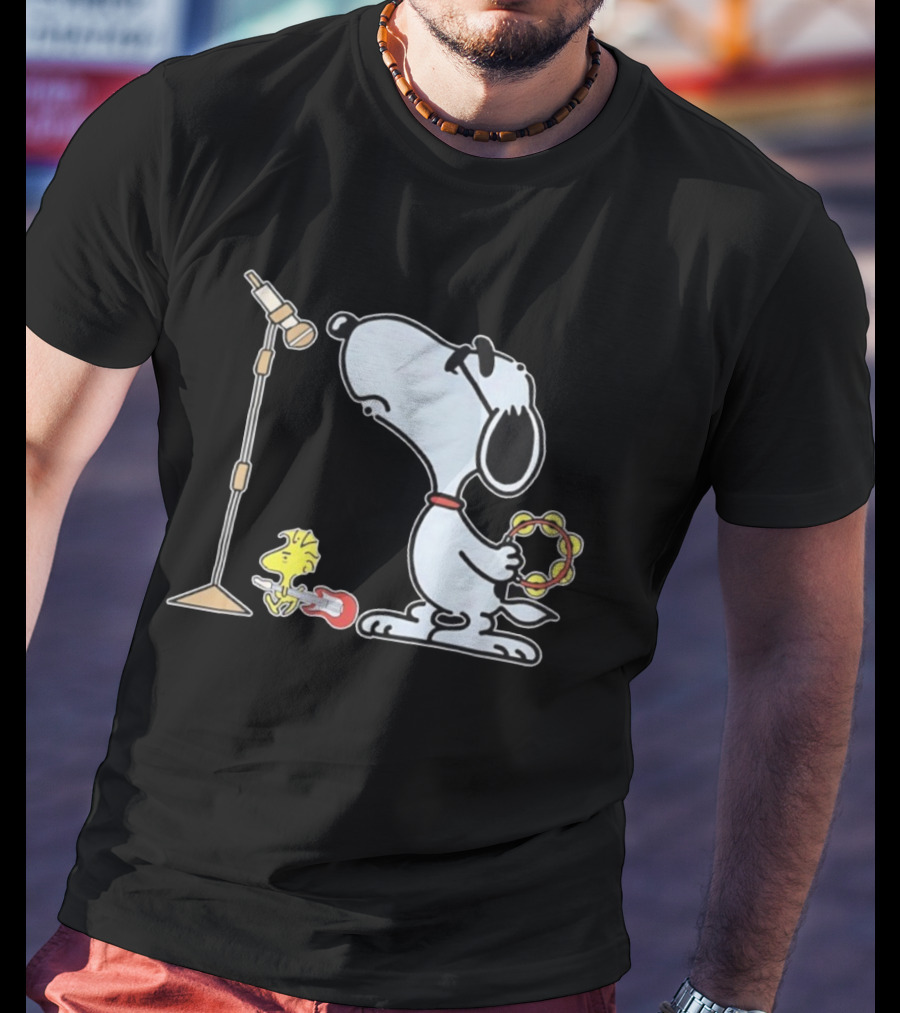 Oasis Snoopy And Woodstock Rock Band Peanuts Tambourine Guitar Microphone T-Shirt
