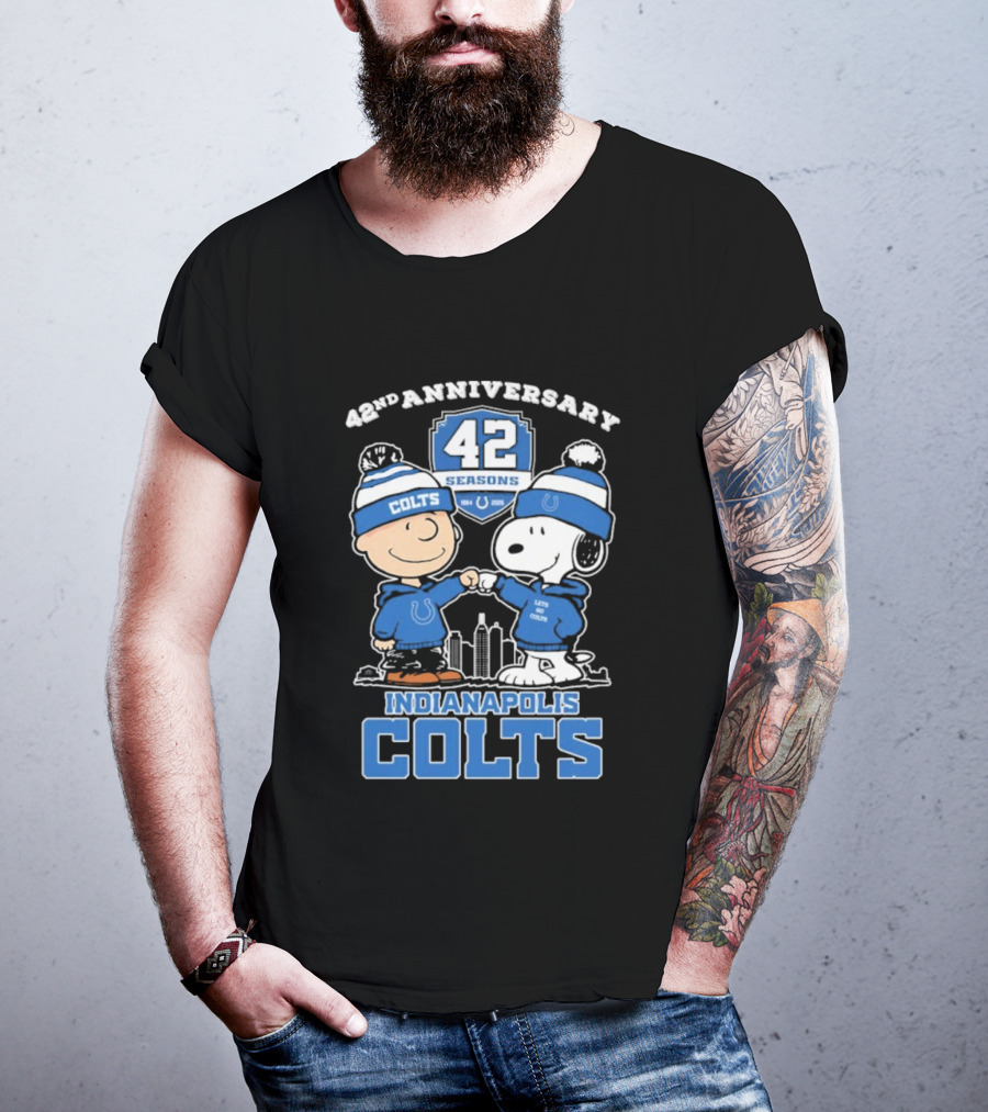 Snoopy Charlie Brown Indianapolis Colts 42nd Anniversary Seasons T-Shirt