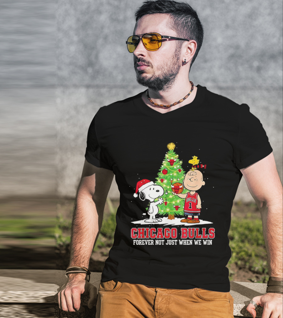 Peanuts Snoopy Christmas Chicago Bulls Forever Fan Loyalty Celebration T-Shirt