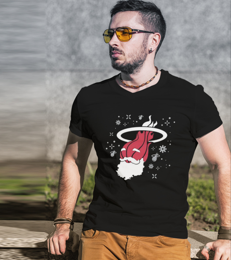 Ho Ho Heat Miami Christmas Santa Dunking Basketball Snowflakes T-Shirt