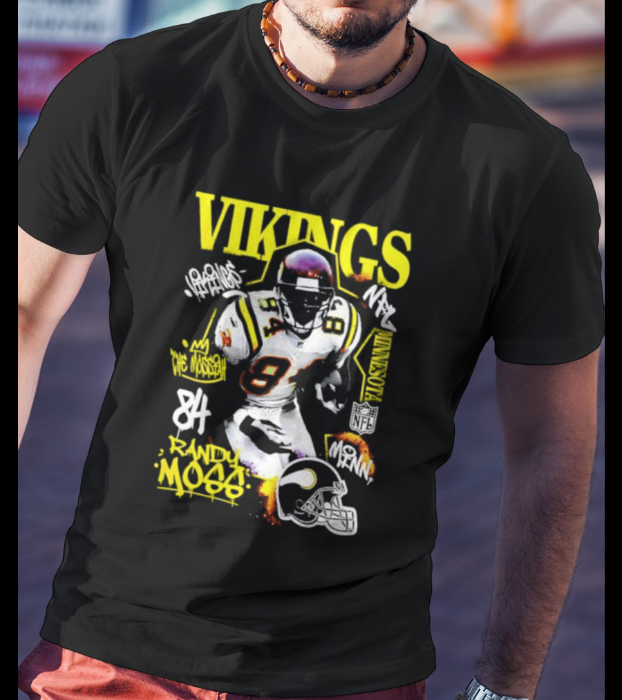 Vikings Randy Moss 84 Star Player Minnesota Football Legend T-Shirt