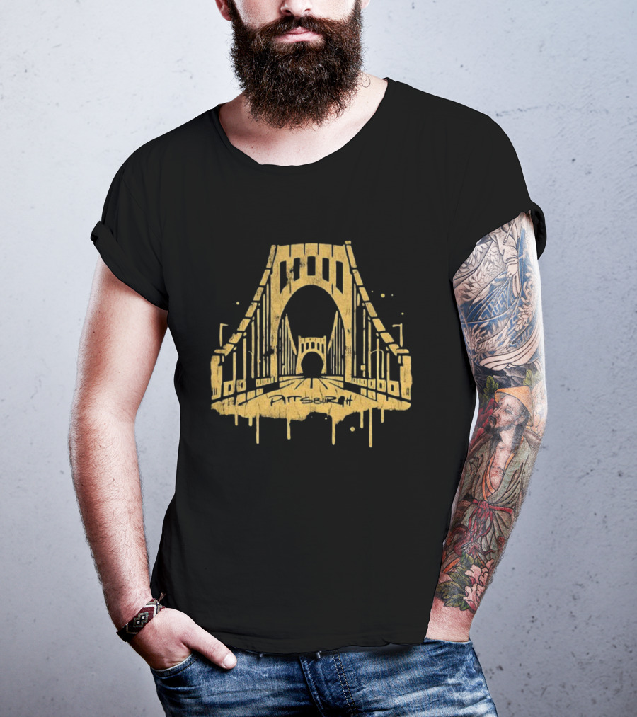 Bridge Graffiti Pittsburgh Steelers City Football Vintage T-Shirt