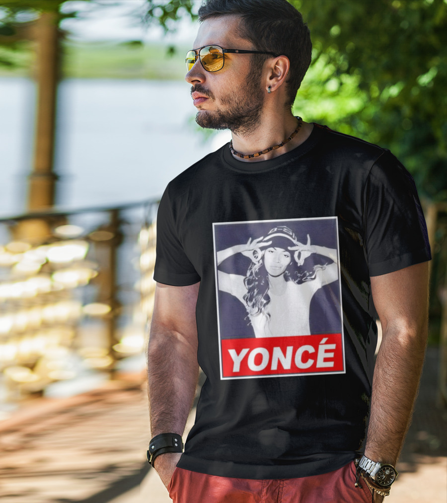 Yoncé Beyoncé Pose B★B Beanie Style T-Shirt