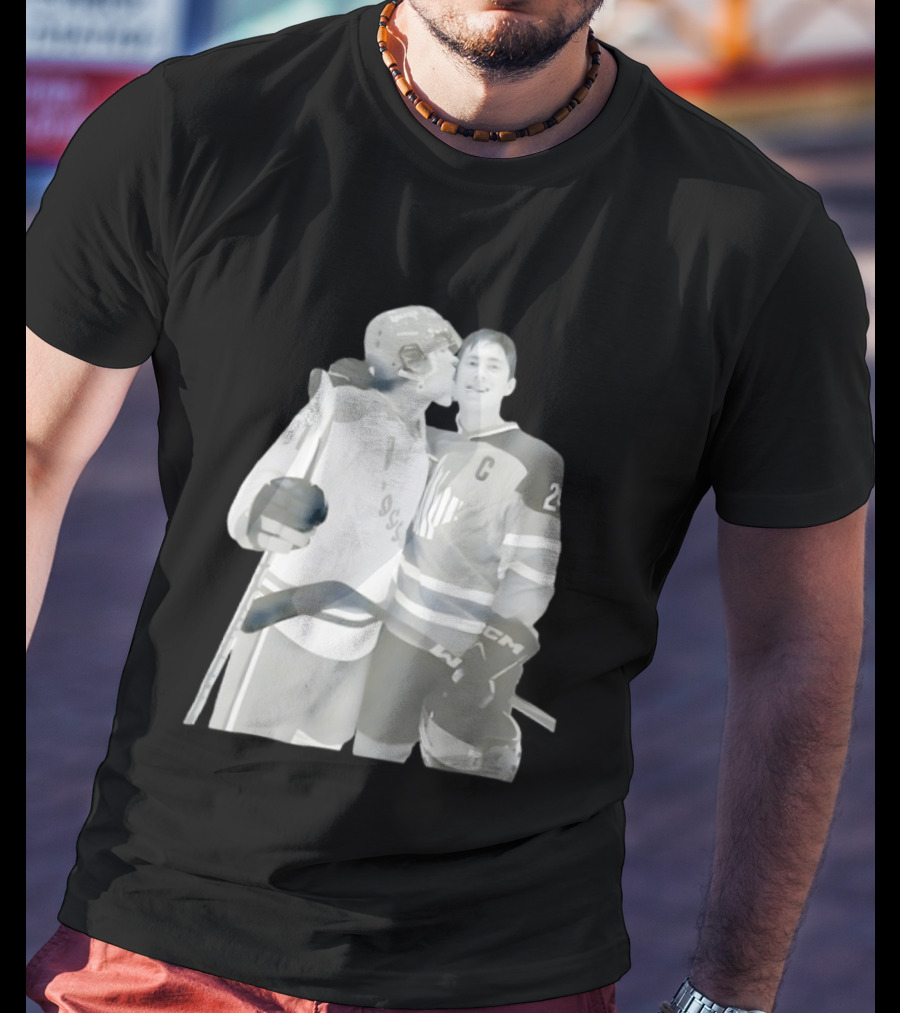 Ilya Rozanov Licks Shane Hollander Face Hockey Romance 81 25 C Ice Embrace T-Shirt