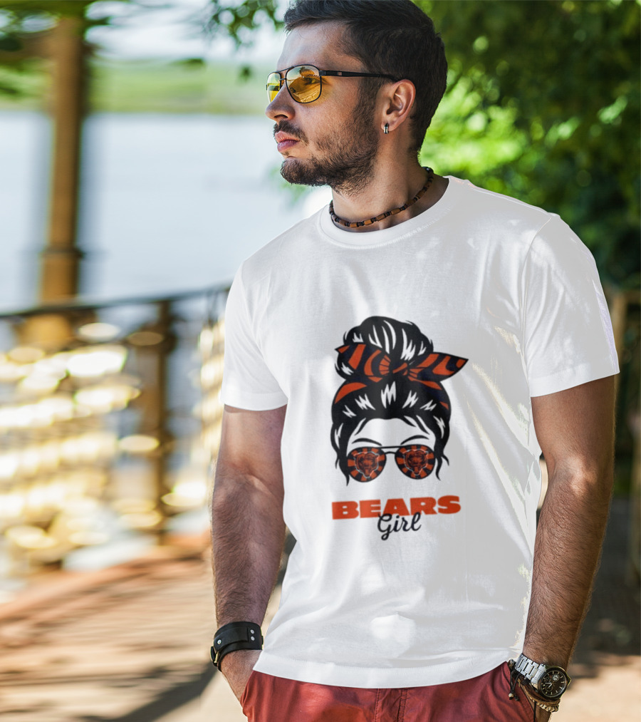 Chicago Bears Girl Messy Bun Glasses Football Fan T-Shirt