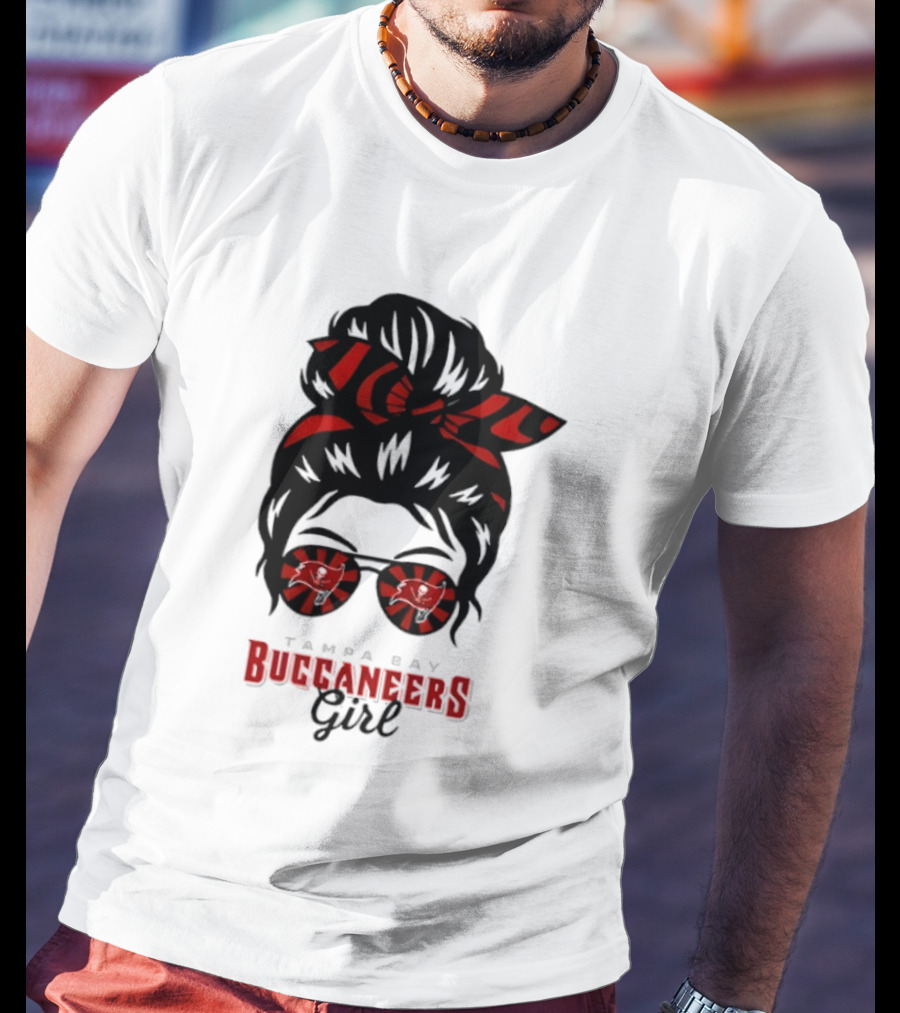Tampa Bay Buccaneers Girl Messy Bun Glasses Bow And Sunglasses Fan T-Shirt