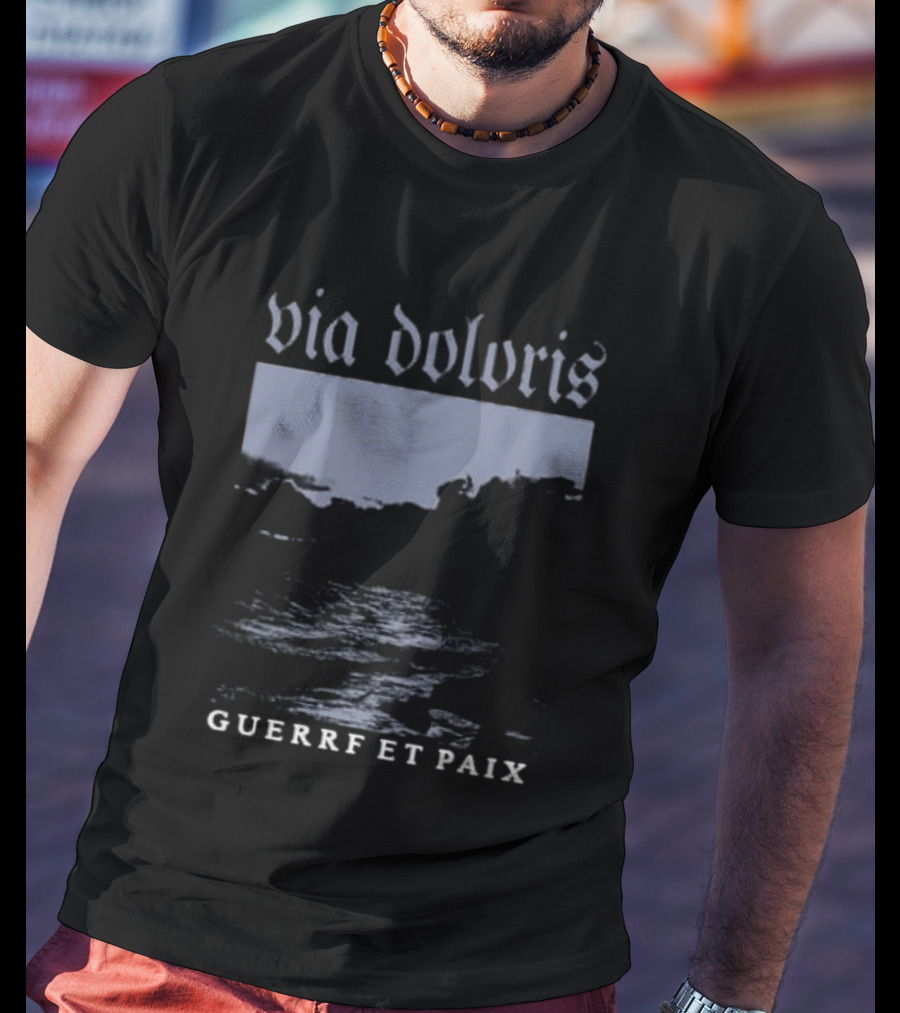 Via Doloris Guerre Et Paix Oceanic Twilight Scene T-Shirt