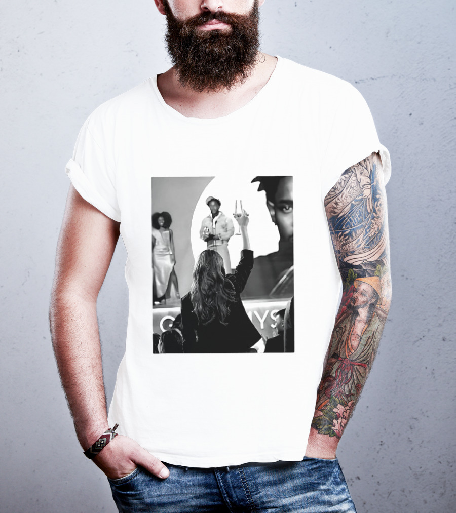 Taylor Celebrates Kendrick Lamar Grammy Win T-Shirt