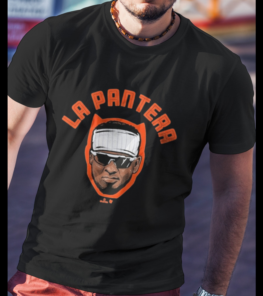 Luis Robert Jr La Pantera Swag Head Queens T-Shirt
