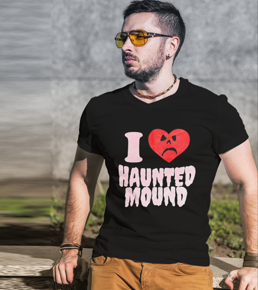 I Love Haunted Mound Heart Face T-Shirt