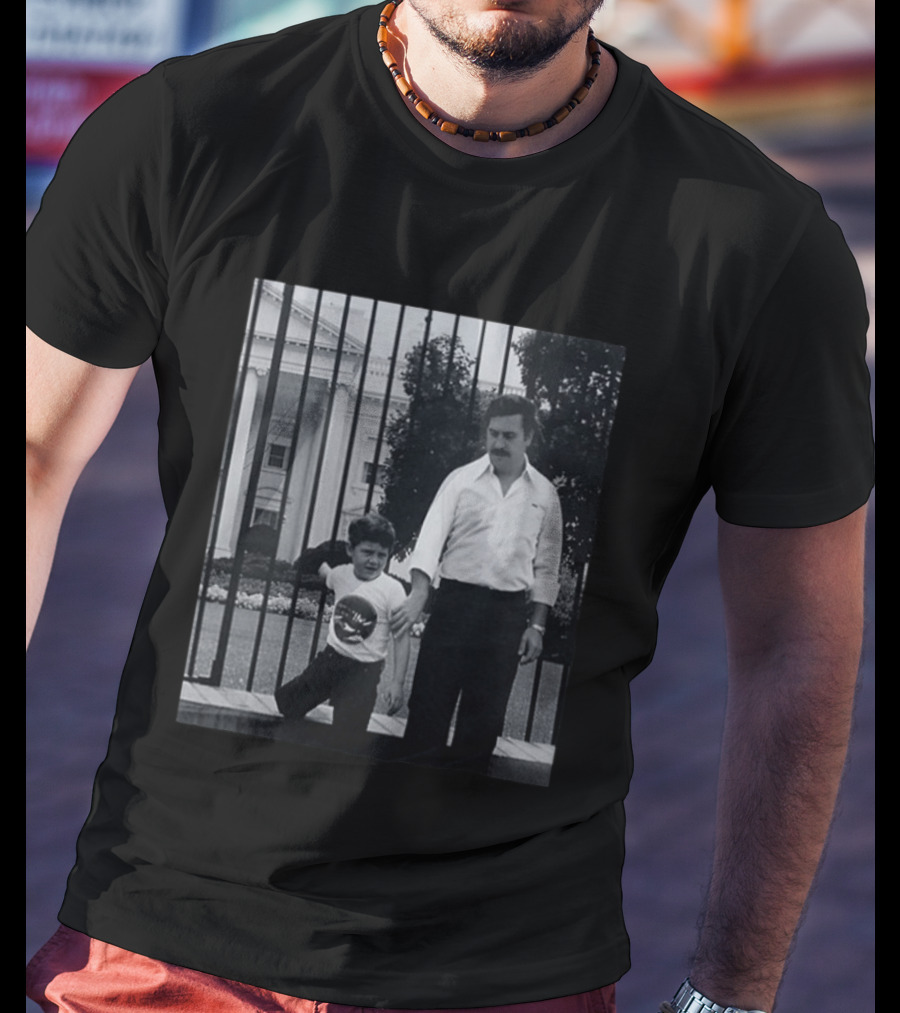 Acwt In Plain Sight White House Visit Snapshot T-Shirt