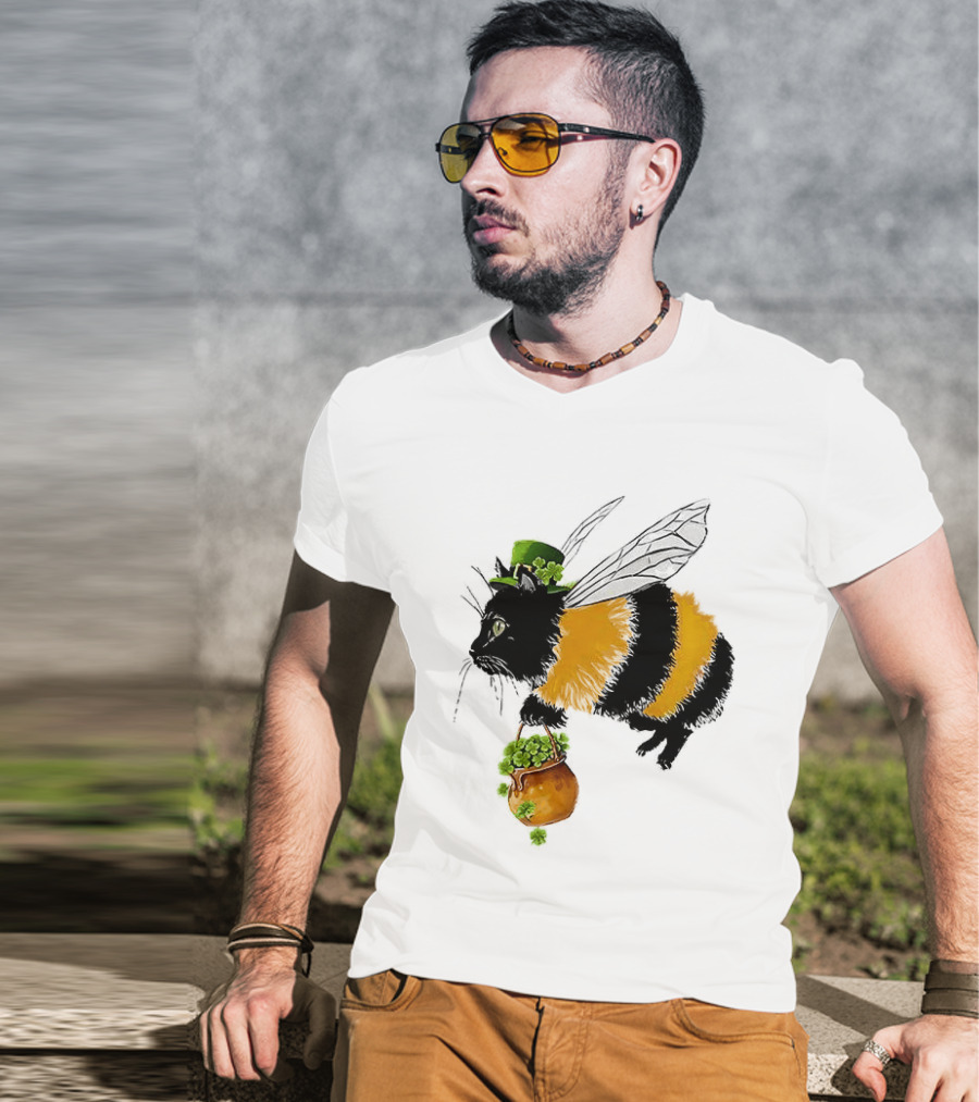 Catbee Lucky Buzz Cat With Clover And Leprechaun Hat T-Shirt