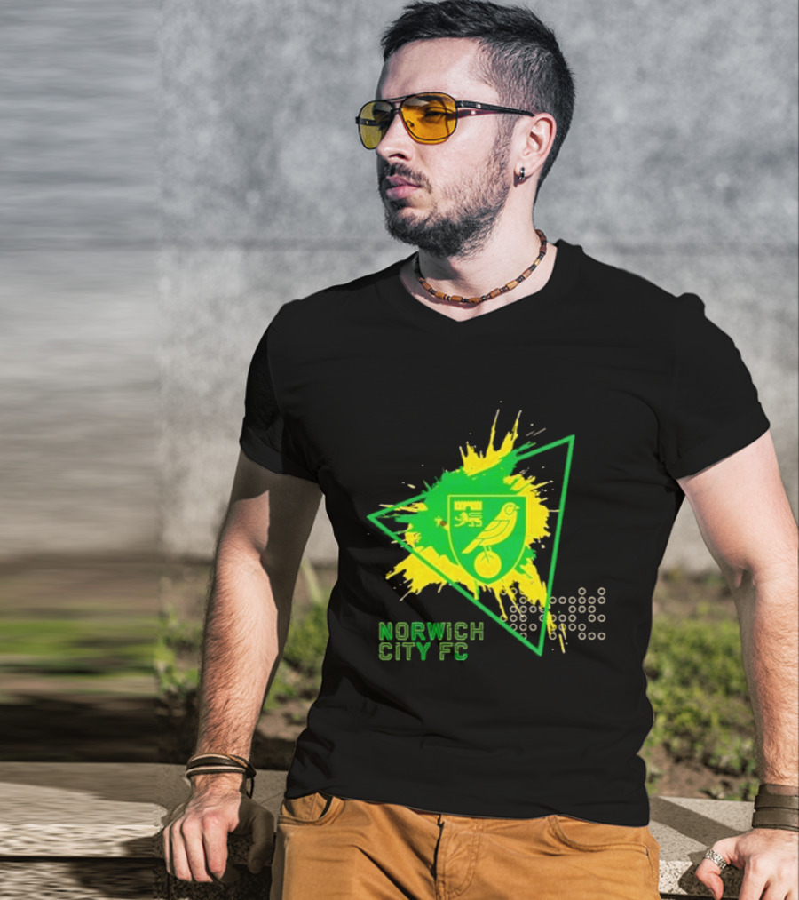 Norwich City FC Junior Crest Splash Triangle T-Shirt