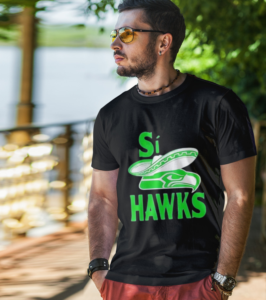 Si Hawks Mexican Sombrero Green Hawk T-Shirt