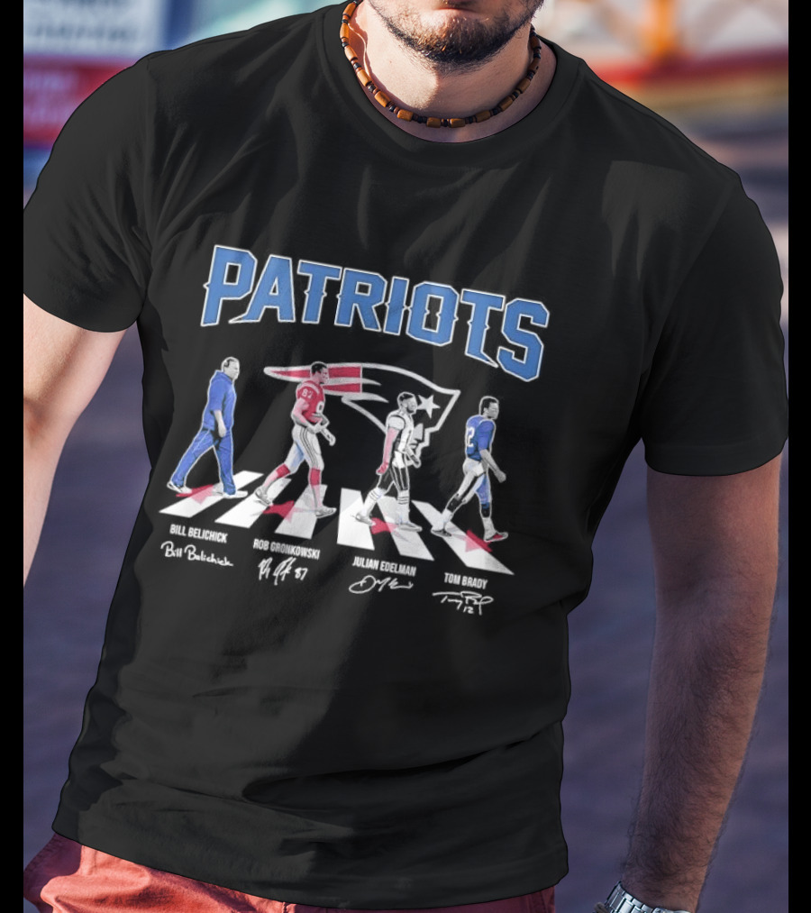 New England Patriots Abbey Road Bill Belichick Rob Gronkowski Julian Edelman Tom Brady Parade T-Shirt