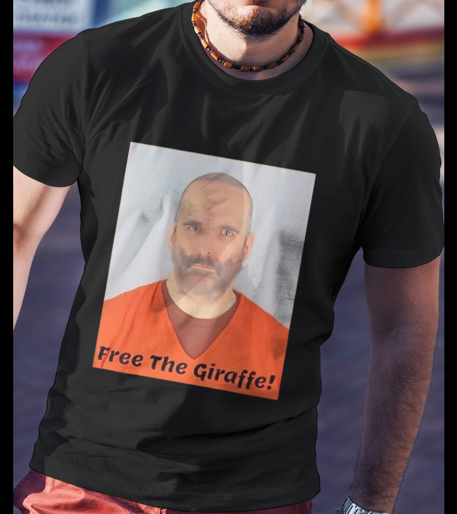 Free The Giraffe Shot Funny Jail Photo T-Shirt