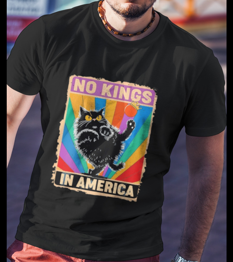 No Kings In America Black Cat Anti Trump Rainbow Kingslayer T-Shirt
