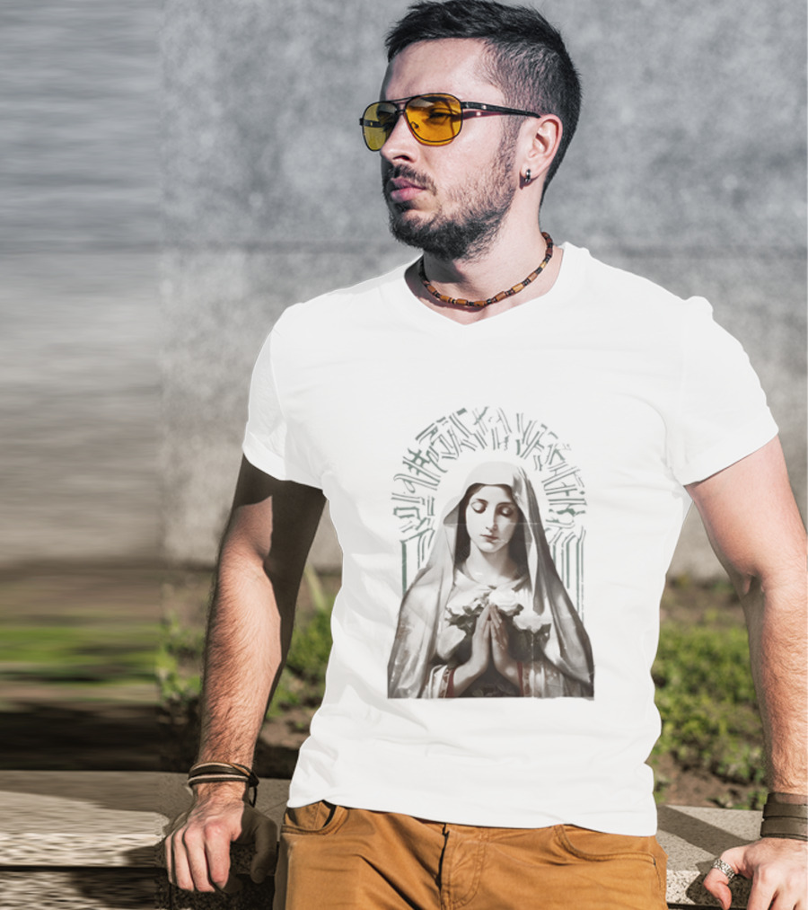 Virgin Mary With White Roses Holy Mary Mother Of Us Pray For Us Gothic T-Shirt