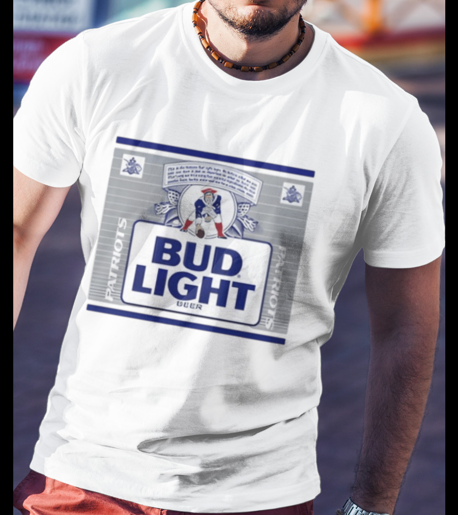 New England Patriots Bud Light Crest Mitchell & Ness Pullover T-Shirt