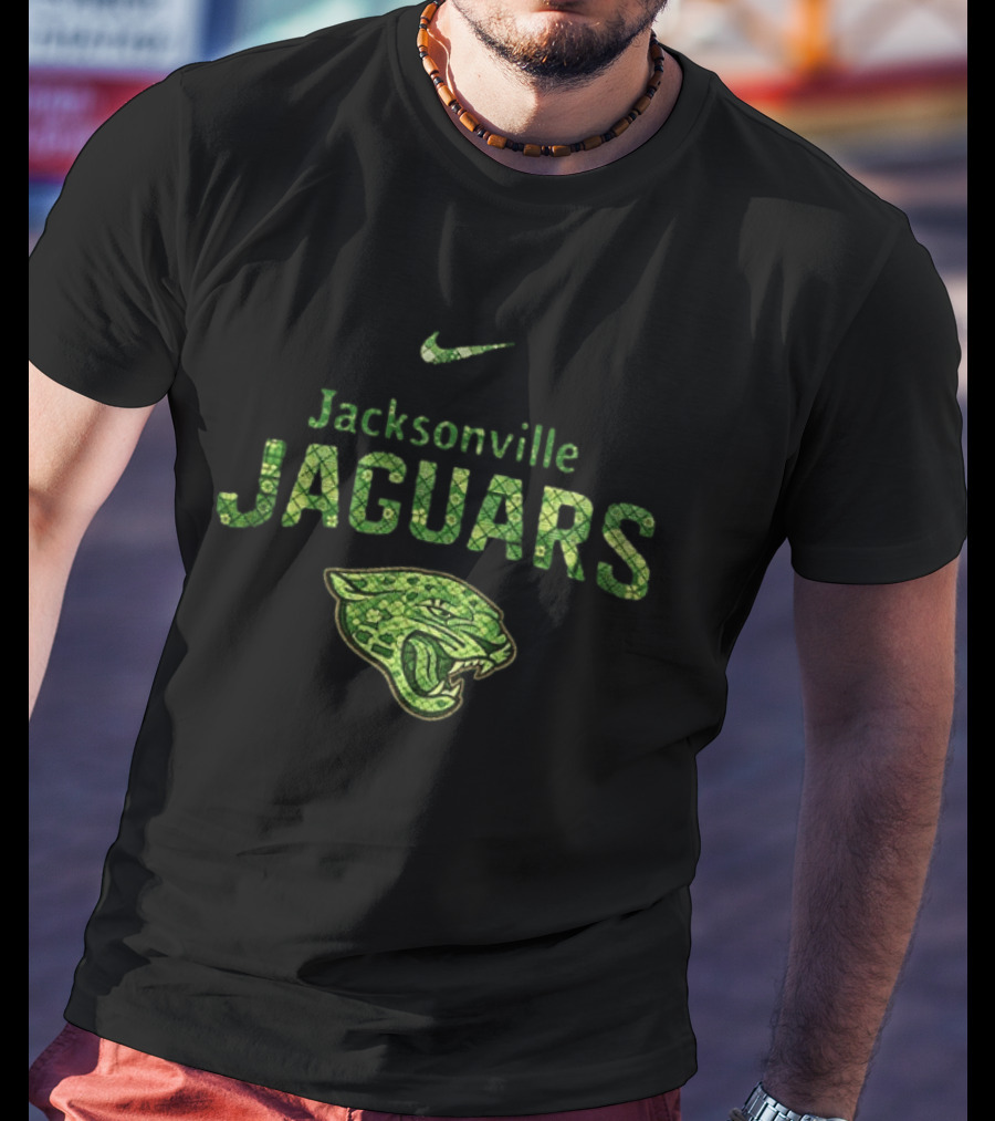 Jacksonville Jaguars X Snoopy Who Needs Luck T-Shirt