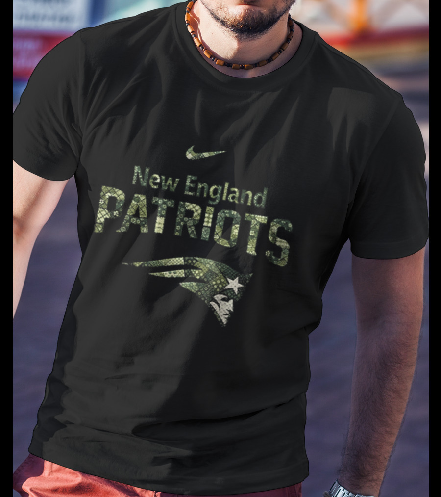 New England Patriots Snoopy Who Needs Luck T-Shirt