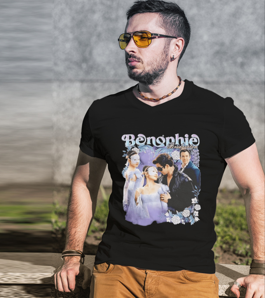 Benophie Bridgerton Romance Masquerade Fantasy Roses T-Shirt