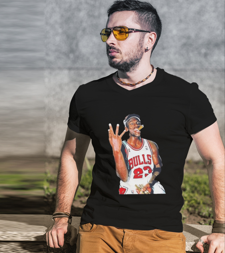 Giannis Antetokounmpo Mj Cigar Chicago Bulls 23 Basketball Legend T-Shirt