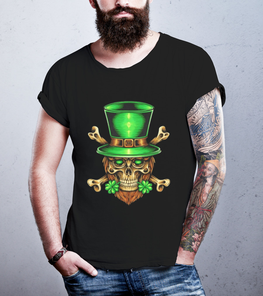 Leprechaun Irish Skull Clover Crossbones Green Top Hat St Patrick's Day T-Shirt